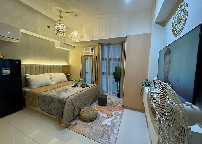 Staycation Near Venice Mall Mckinley Taguig Apartment Manila